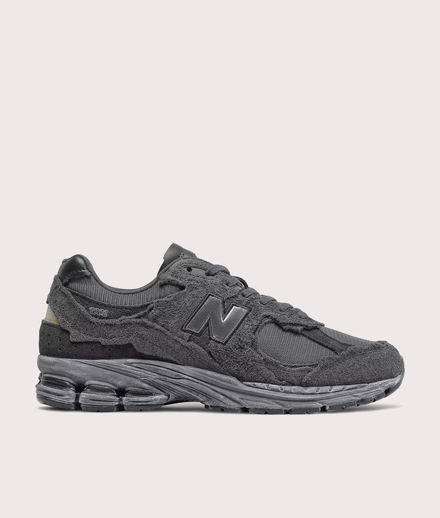 New Balance Mens 2002R Protection Pack Sneakers